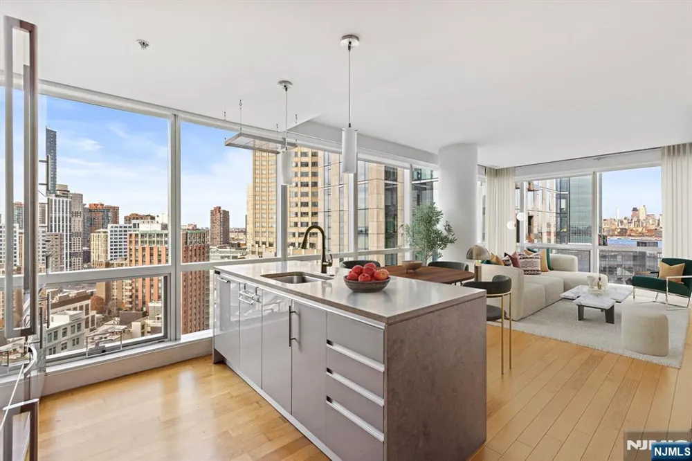 77 Hudson Street 2303 Jersey City, NJ 07302