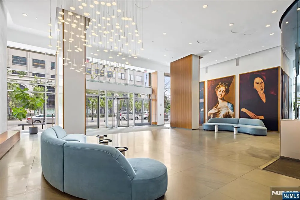 77 Hudson Street 2303 Jersey City, NJ 07302