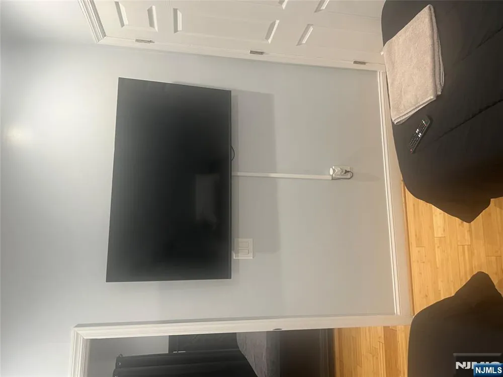 753 11th Street 3rd Floor Newark, NJ 07103