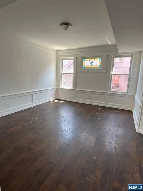 281 Renner Avenue 279 Newark, NJ 07112