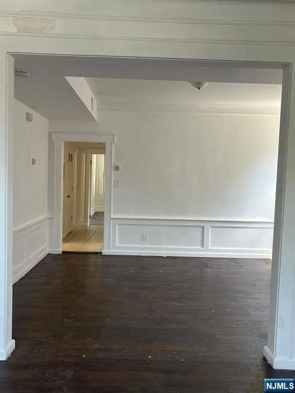 281 Renner Avenue 279 Newark, NJ 07112