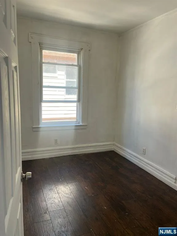 281 Renner Avenue 279 Newark, NJ 07112