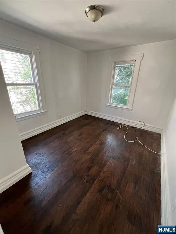 281 Renner Avenue 279 Newark, NJ 07112