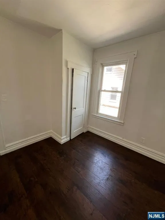 281 Renner Avenue 279 Newark, NJ 07112