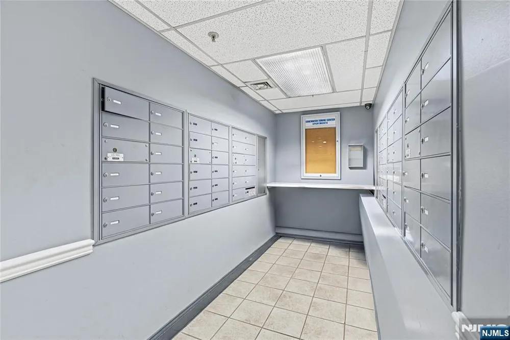 905 River Road 208 Edgewater, NJ 07020