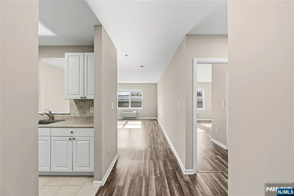 905 River Road 202 Edgewater, NJ 07020