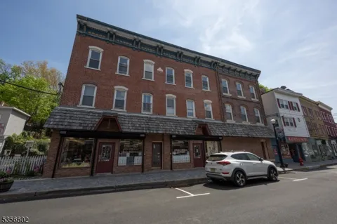 36 Main St #A Unit A