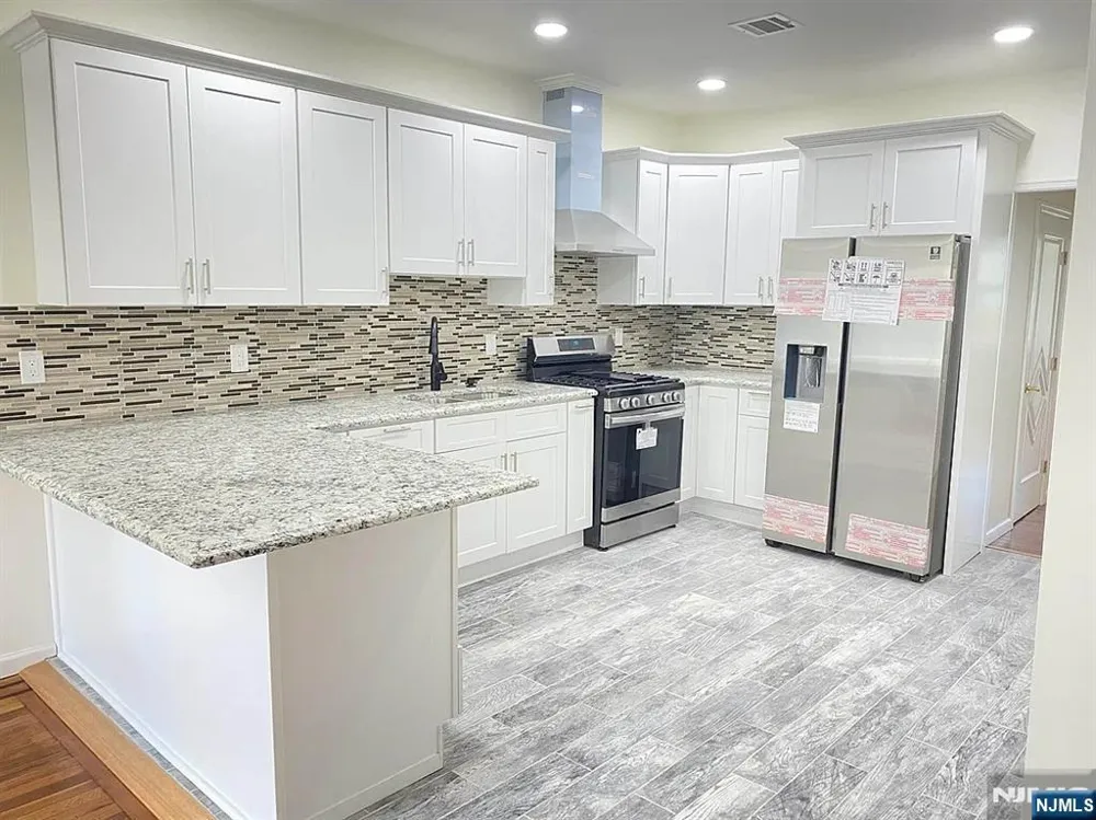 1008 74th Street 2 North Bergen, NJ 07047