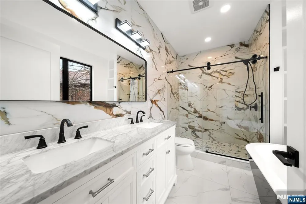 1456 River Road B Edgewater, NJ 07020