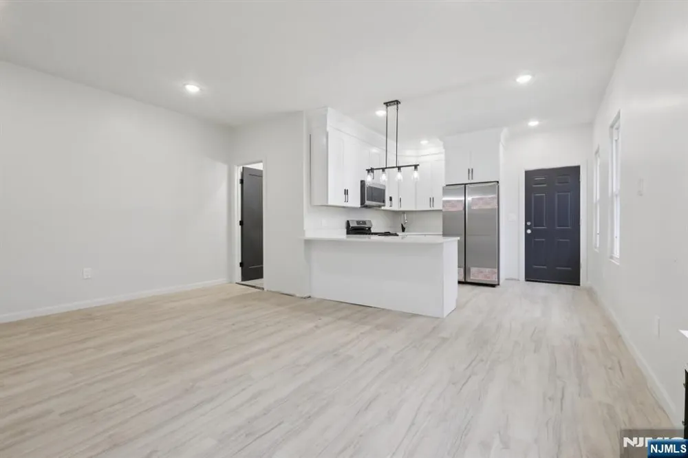542 25th Street 540 Paterson, NJ 07514