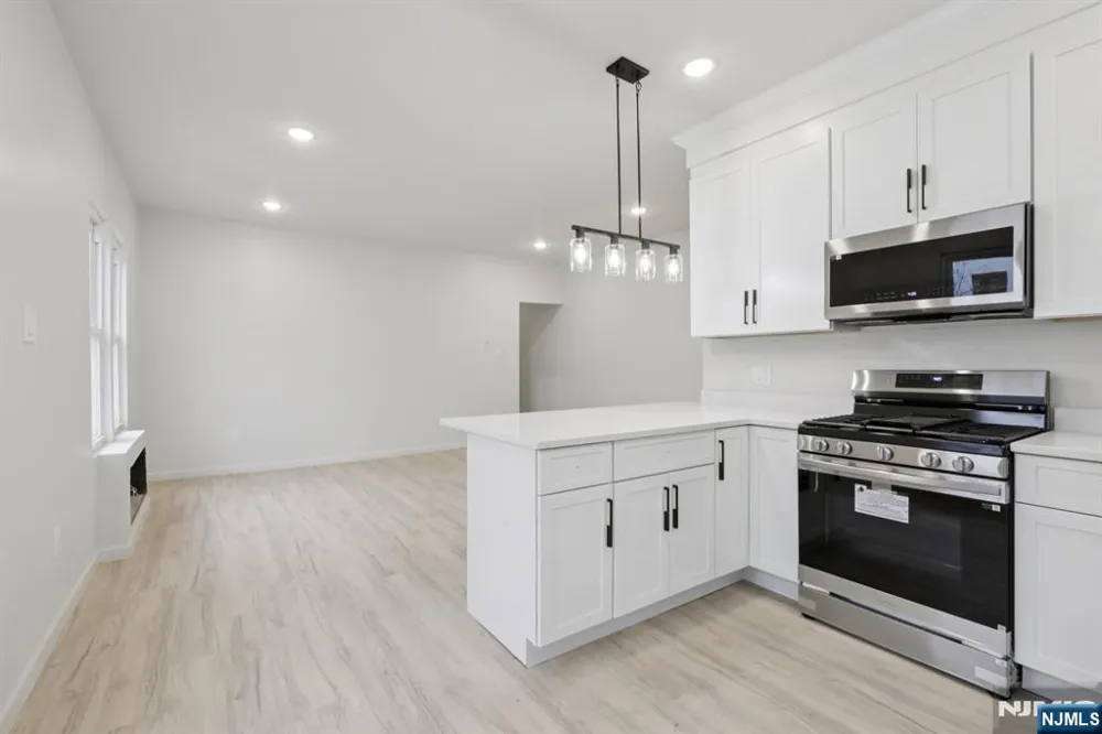 542 25th Street 540 Paterson, NJ 07514