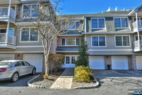 203 Central Park Place