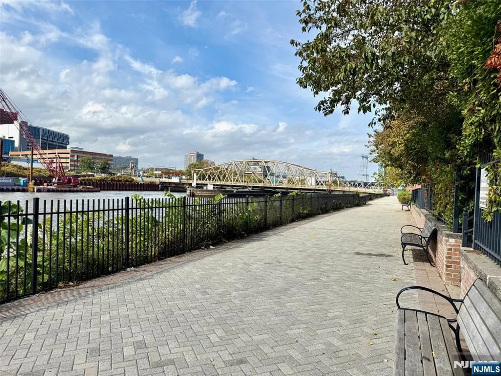 200 Dey Street 257 Harrison, NJ 07029