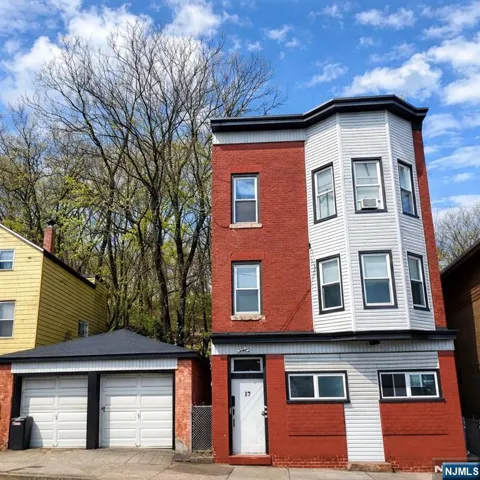 144 8th Street 2