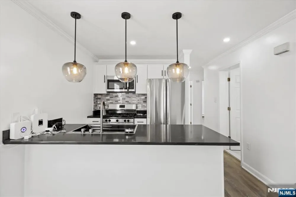 17 Holsman Street 2 Paterson, NJ 07522