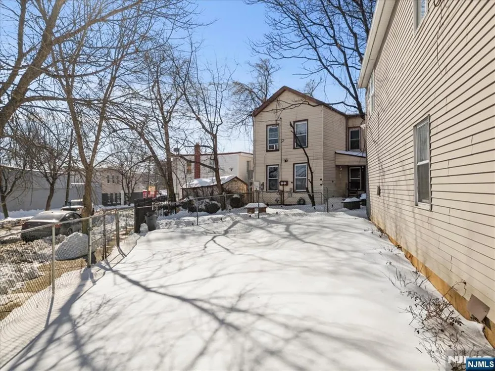 17 Holsman Street 2 Paterson, NJ 07522