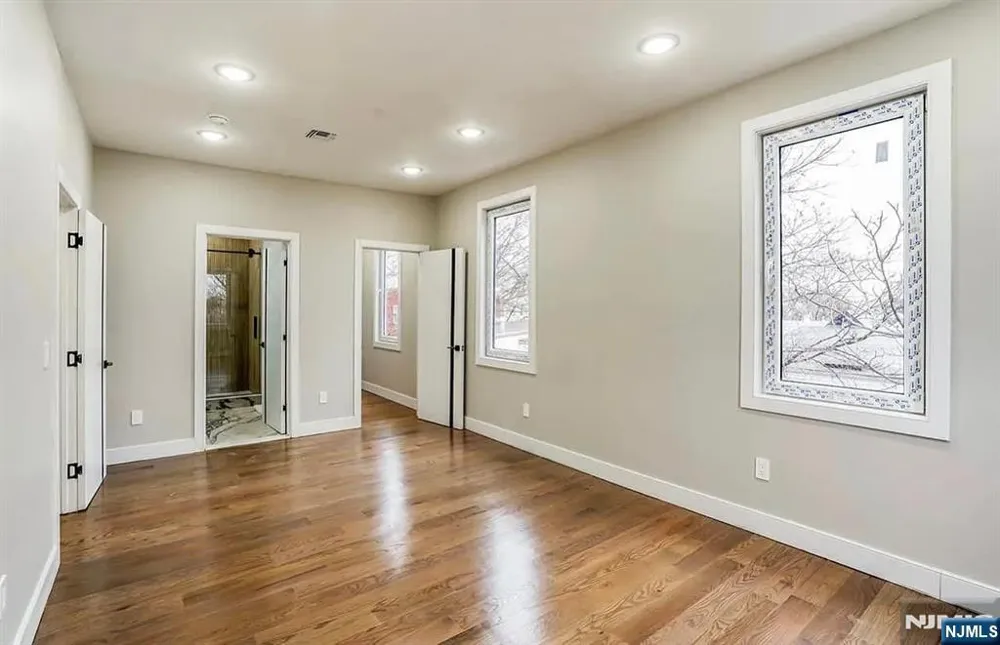 210 22nd Street 2 Irvington, NJ 07111