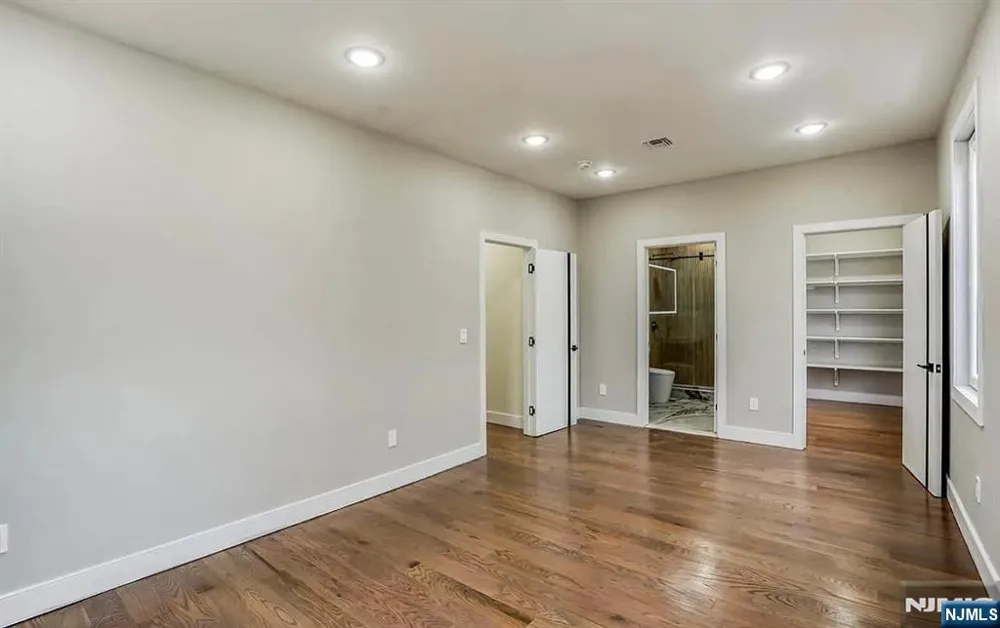 210 22nd Street 2 Irvington, NJ 07111