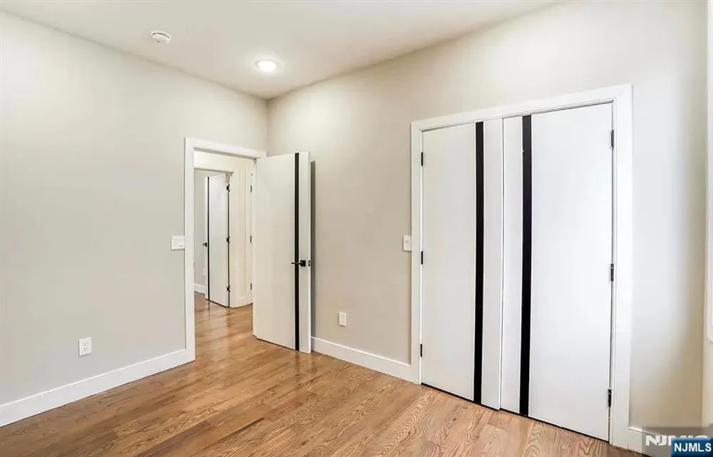 210 22nd Street 2 Irvington, NJ 07111