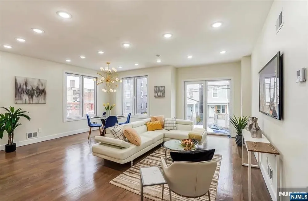 210 22nd Street 2 Irvington, NJ 07111