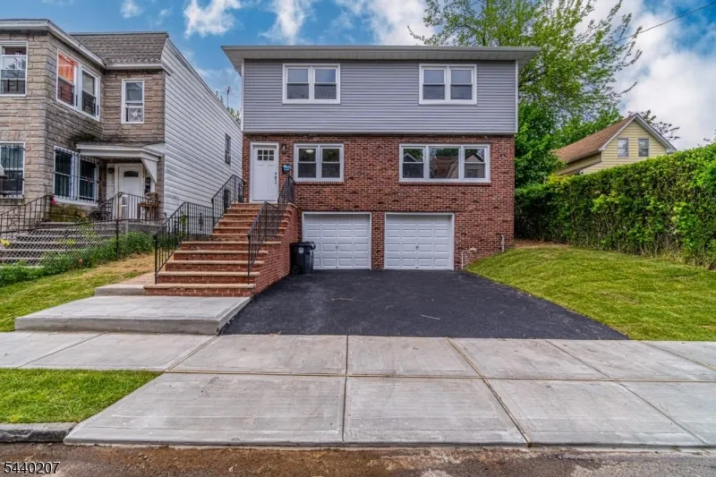 115 Smith St #2B Unit 2B Newark City, NJ 07106