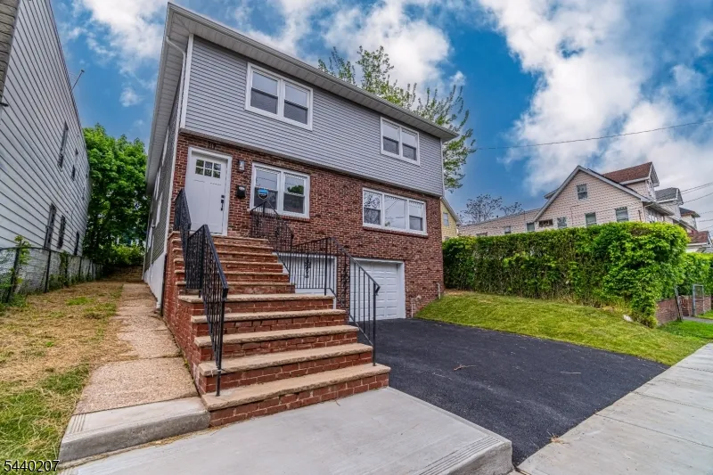 115 Smith St #2B Unit 2B Newark City, NJ 07106