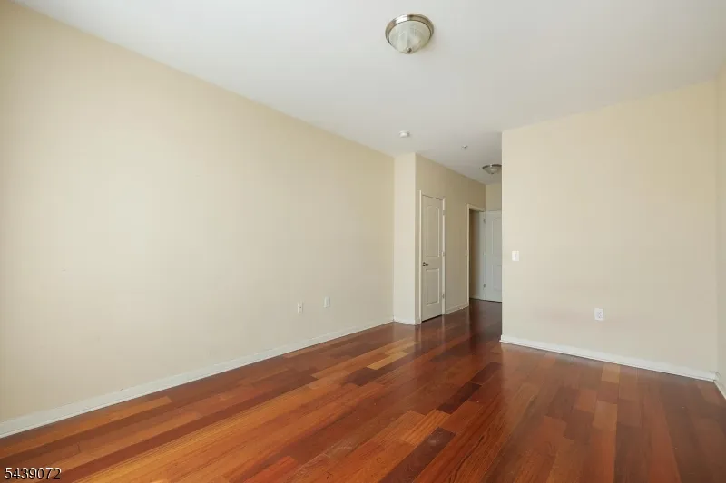 104 E Elizabeth Ave #303 Unit 303 Linden City, NJ 07036