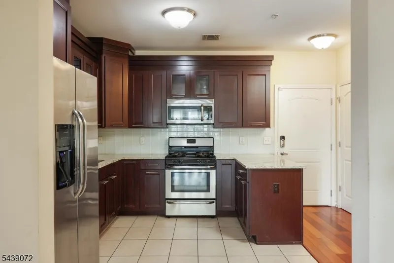 104 E Elizabeth Ave #303 Unit 303 Linden City, NJ 07036