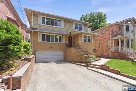 312 6th Street 1