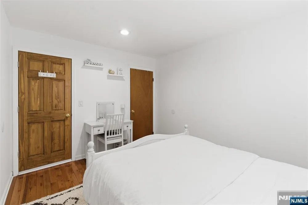 312 6th Street 1 Palisades Park, NJ 07650