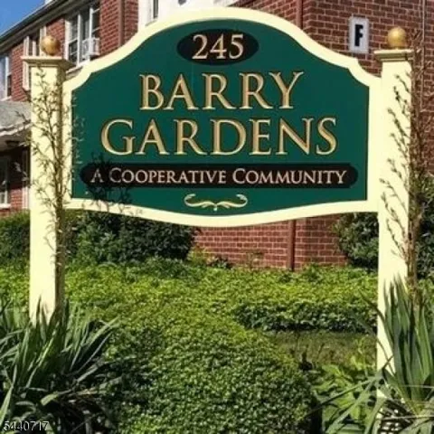 245 Passaic Ave #E9 Unit E9