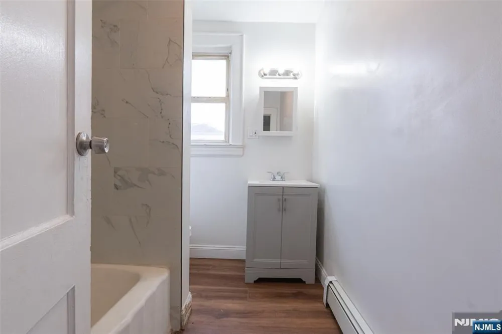 312 High Street Elizabeth, NJ 07202