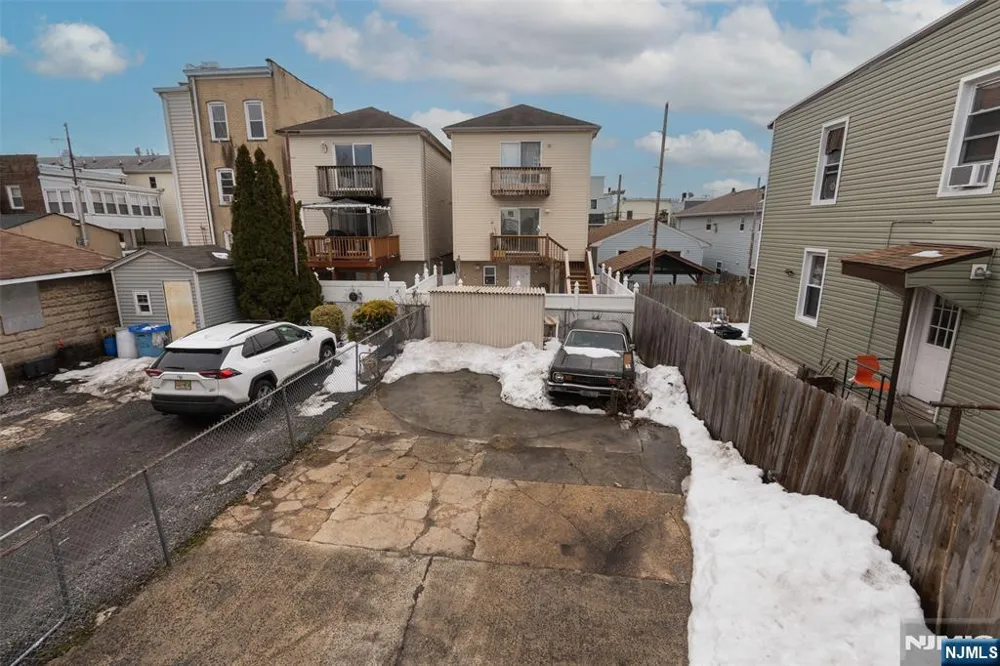 312 High Street Elizabeth, NJ 07202