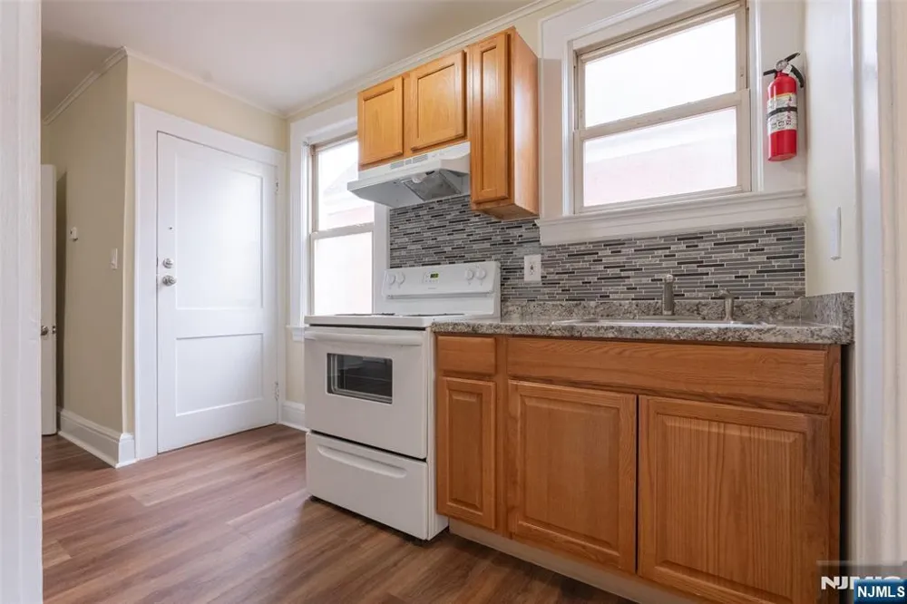 312 High Street Elizabeth, NJ 07202