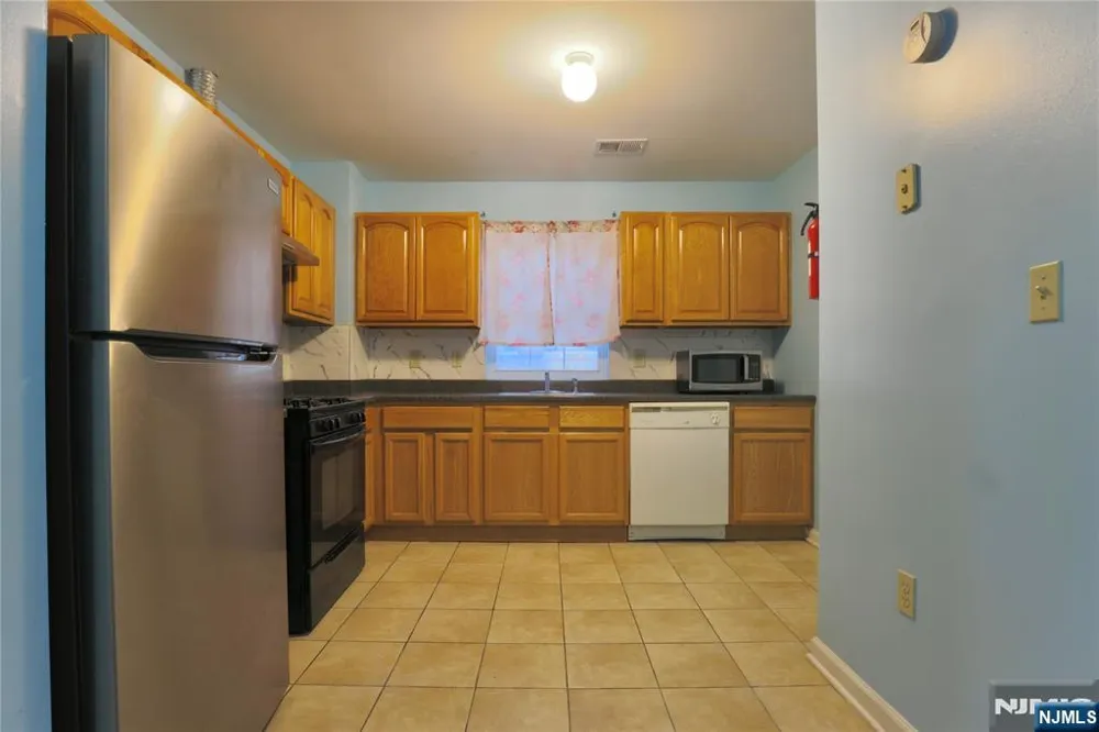 43 2nd Avenue Newark, NJ 07104