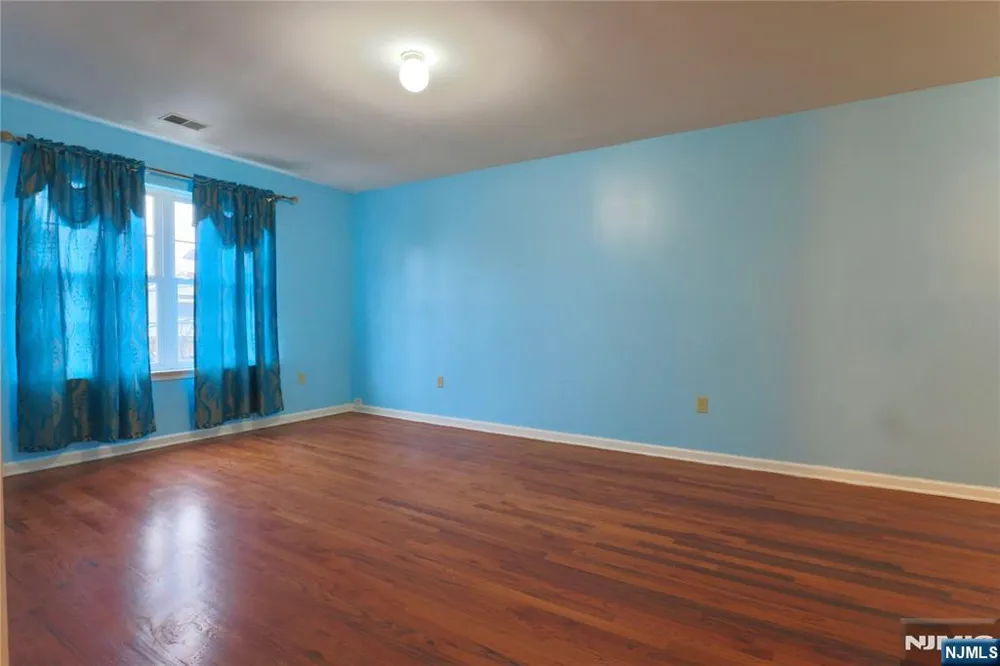 43 2nd Avenue Newark, NJ 07104