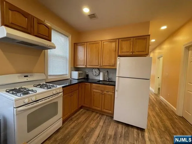 42 Spencer Place 2 Garfield, NJ 07026