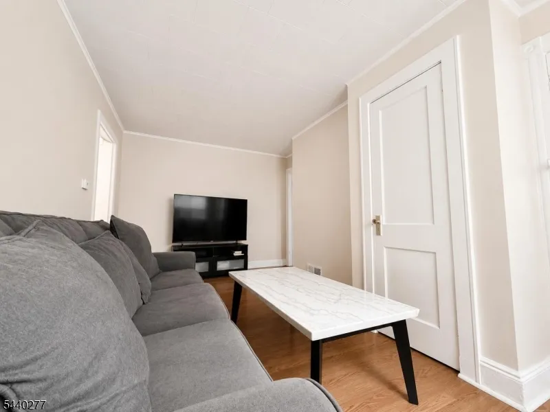 522 Saddle River Rd Apt 1 #Apt1 Unit Apt1 Saddle Brook, NJ 07663