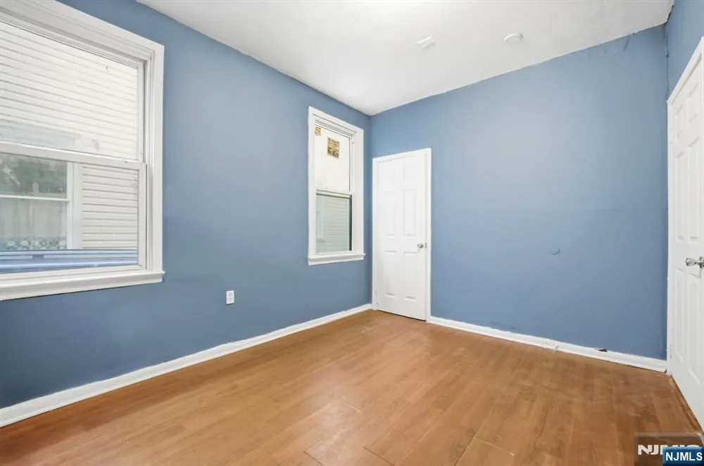 375 6th Avenue 1 Newark, NJ 07107