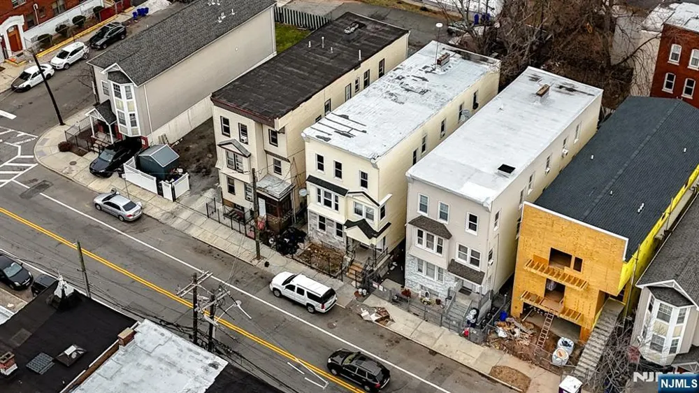 375 6th Avenue 1 Newark, NJ 07107
