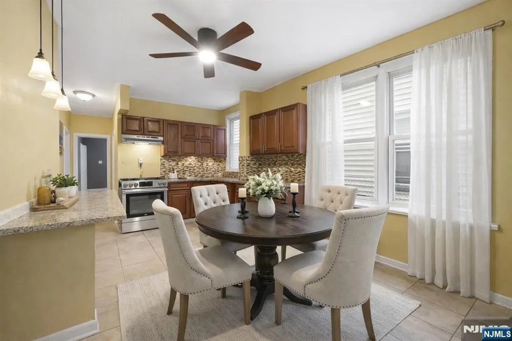 375 6th Avenue 1 Newark, NJ 07107