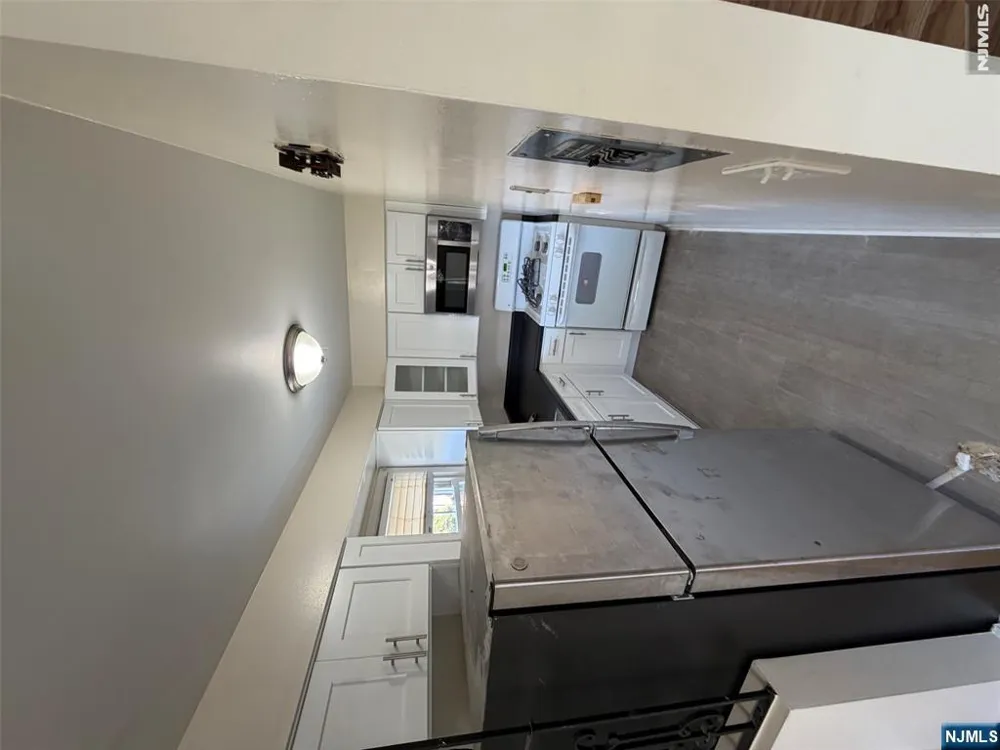 60 Columbia Avenue 25 Dumont, NJ 07628