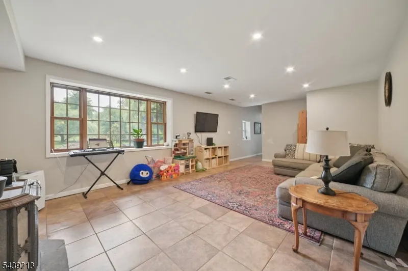 2 Lyonsville Rd Rockaway, NJ 07005