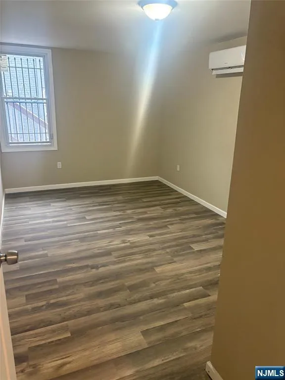 172 Main Street 5 Paterson, NJ 07522
