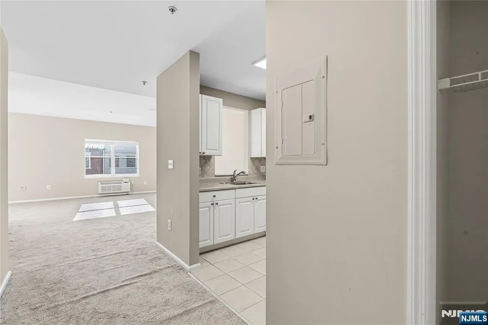 905 River Road 218 Edgewater, NJ 07020