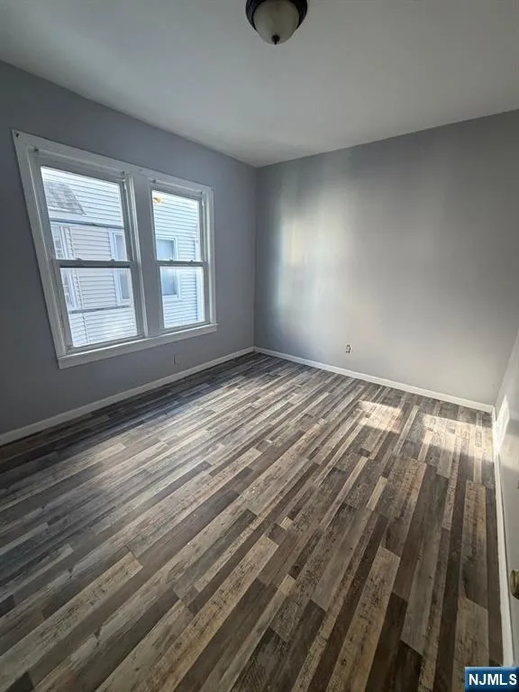 73 Arsdale 2 East Orange, NJ 07018