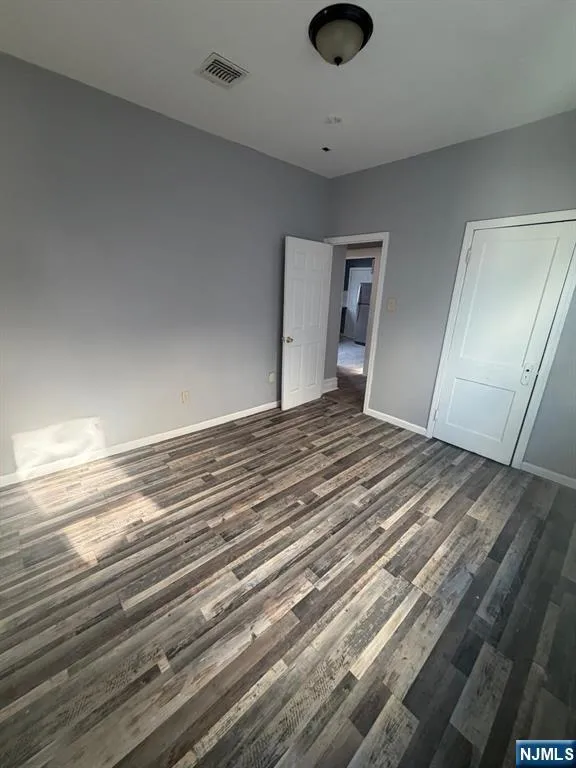 73 Arsdale 2 East Orange, NJ 07018