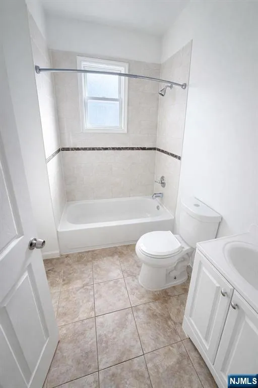 81-85 Columbia Avenue 2 Newark, NJ 07106