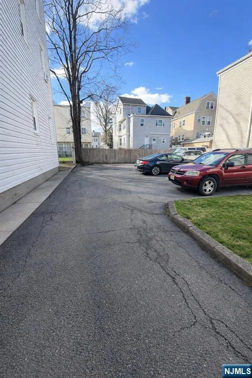 81-85 Columbia Avenue 2 Newark, NJ 07106
