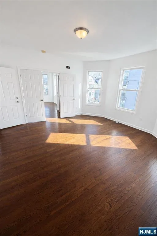 81-85 Columbia Avenue 2 Newark, NJ 07106